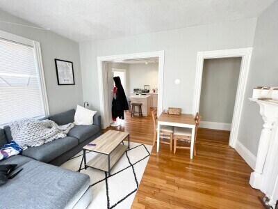 Building Photo - 24 Pond St Unit 1 Rental