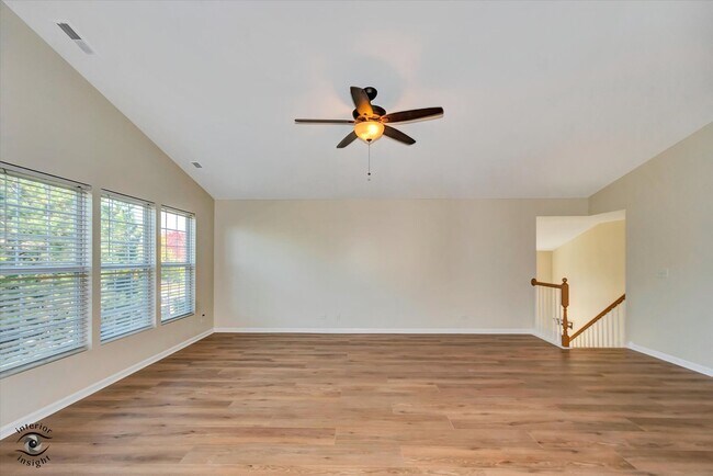 Photo - 1471 Crimson Ln