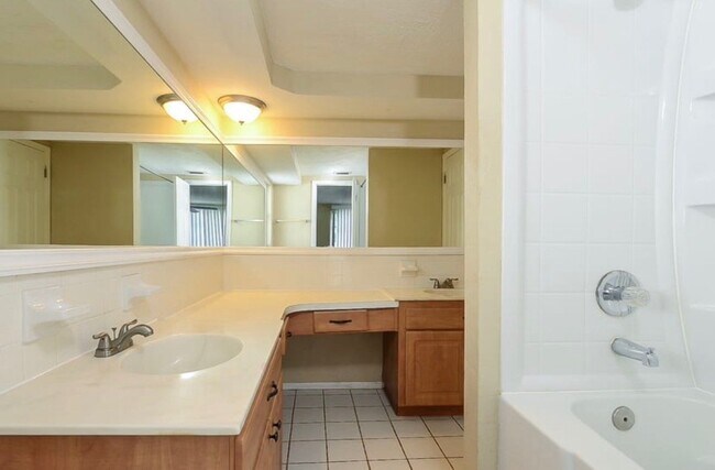 Photo - 1741 Dartmouth Dr