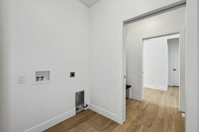 Photo - 1326 Heights Ct