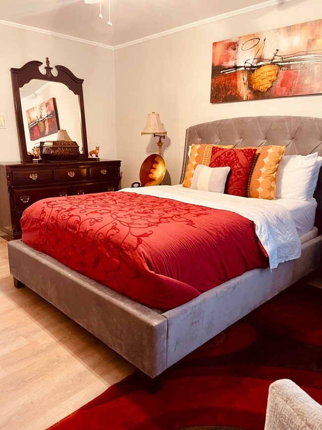10701 San Joaquin Valley Dr