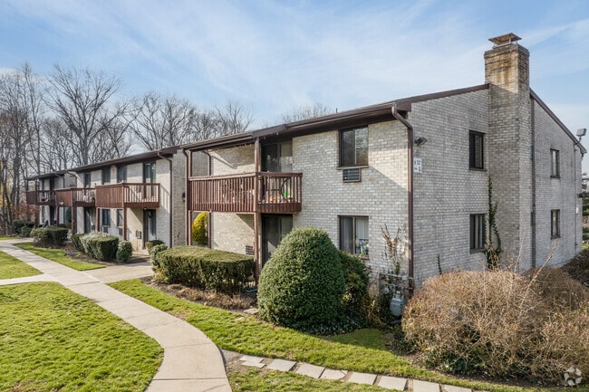 Photo - Valley View Gardens II Apartments