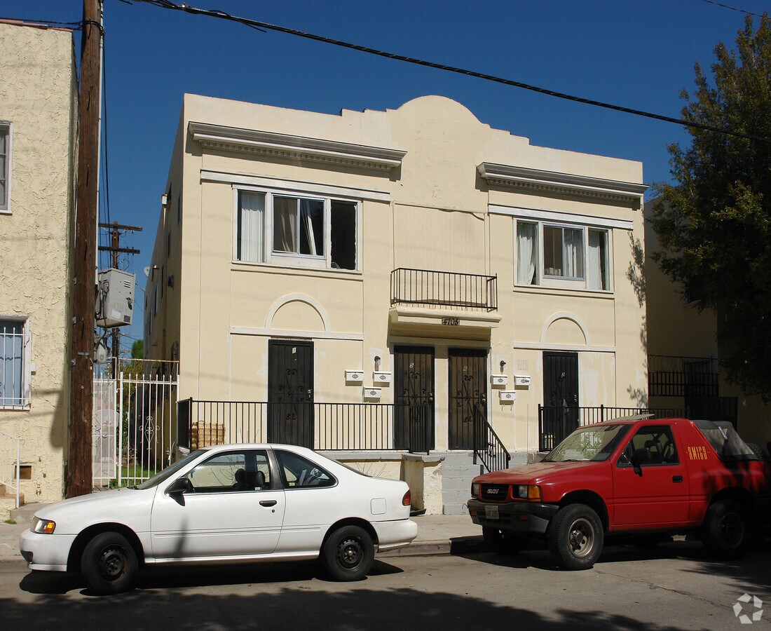 Photo - 4705 Willow Brook Ave