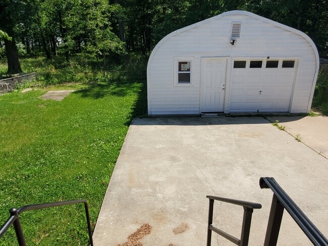 Photo - 1937 Lebanon St