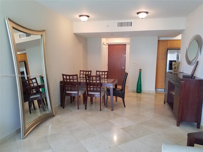 Photo - 6365 Collins Ave Unit 910