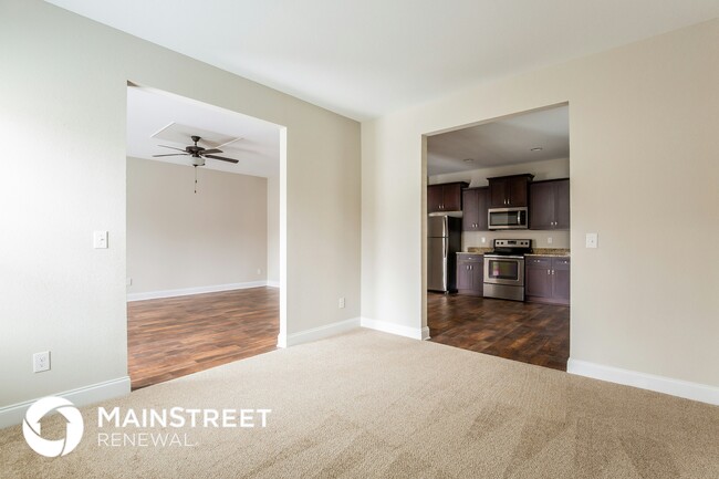 Photo - 1209 Catawba Way