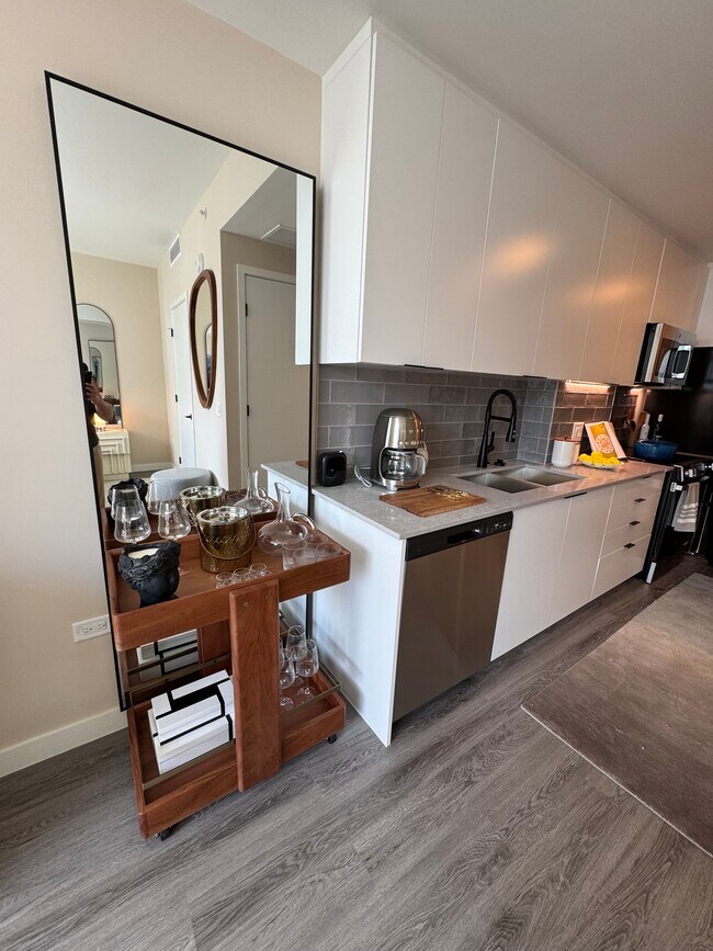 Photo - 109 NW 24th St Unit S2