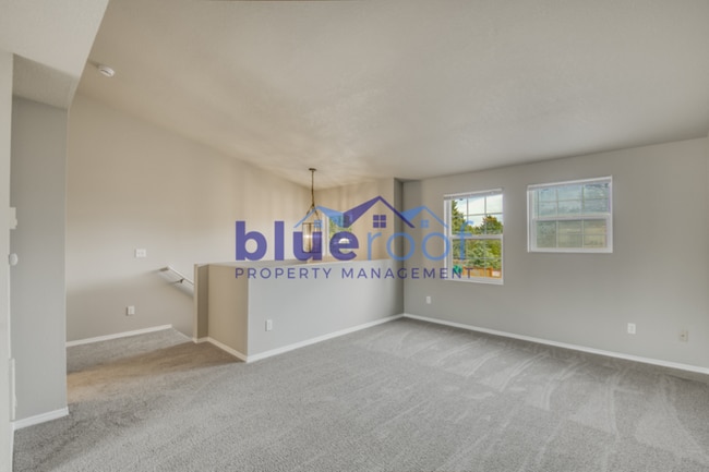 Photo - 615 N Elliott Rd