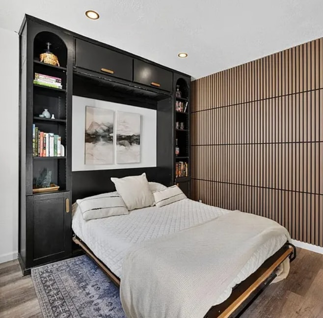 Photo - 1295 Jasmine Way