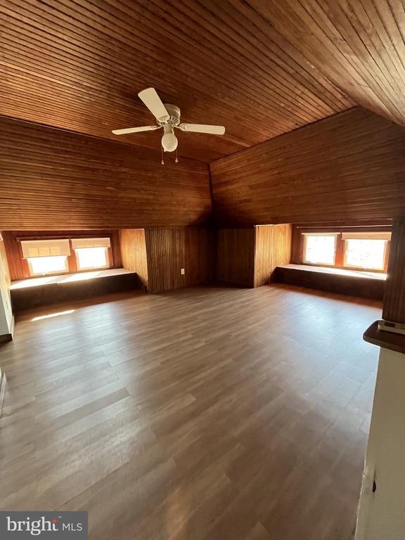 Photo - 36 Delsea Dr S