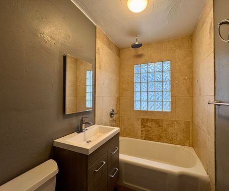 Photo - Newly Renovated 3 Separate Dwelling property in Denver! Available NOW