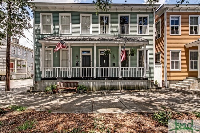 Building Photo - 533 E Broad St Rental