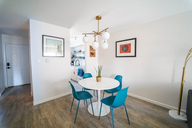 Photo - 4535 North Carefree Circle Unidad A