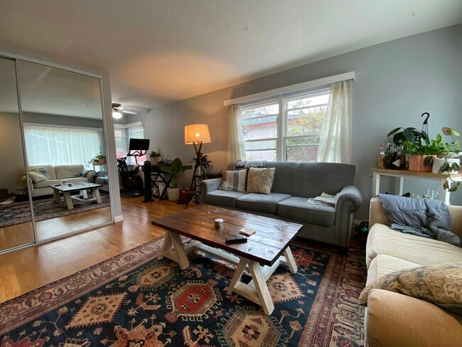 Photo - 3533 Juniper St