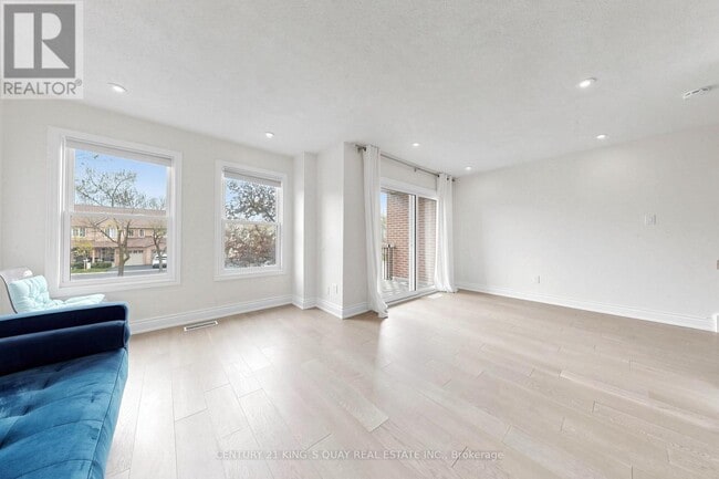 Photo - 1380 Hampton St