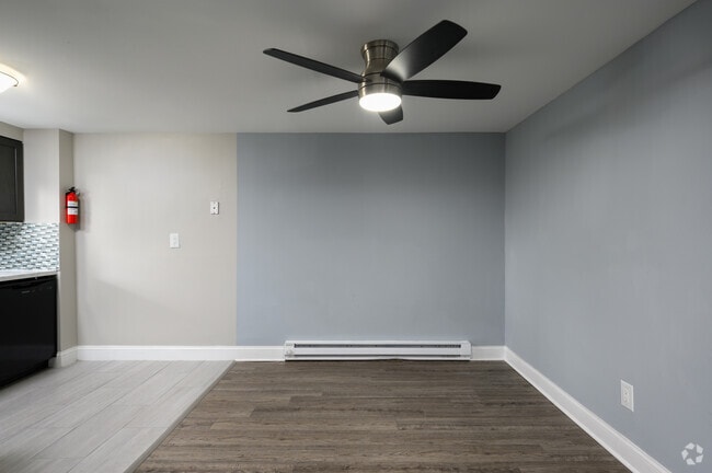 2BR, 1BA - Dining