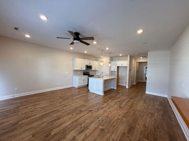 Photo - 5750 Dockside Dr