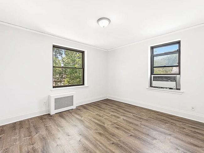 Photo - 21-39-39 78th St Unit 2