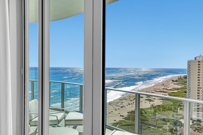 Photo - 3100 N Ocean Dr Unidad 1805