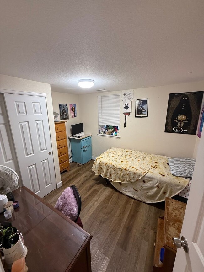 Photo - 3 Bedroom 1 Bathroom Available in Anshutz Medical Center Area