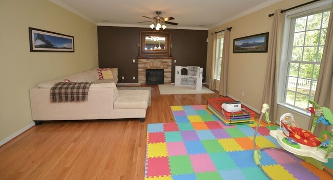 Photo - STATELY CUSTOM HOME IN EAGLE HARBOR, ISLE OF WIGHT/CARROLLTON VA!!