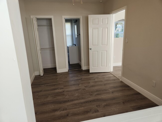 Photo - 403 2nd St