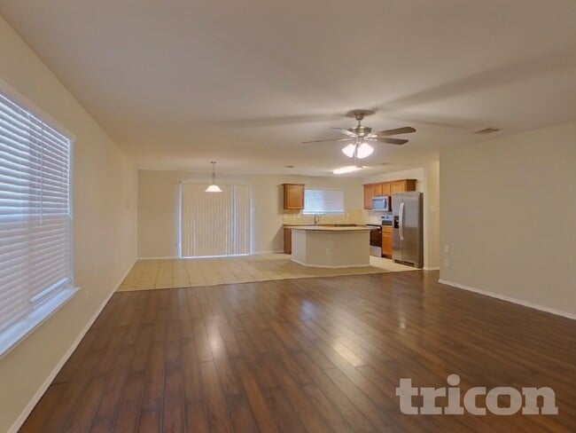 Photo - 4845 Leaf Hollow Dr