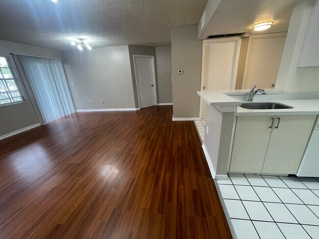 Photo - 2803 N Oakland Forest Dr Unit 2811 #206