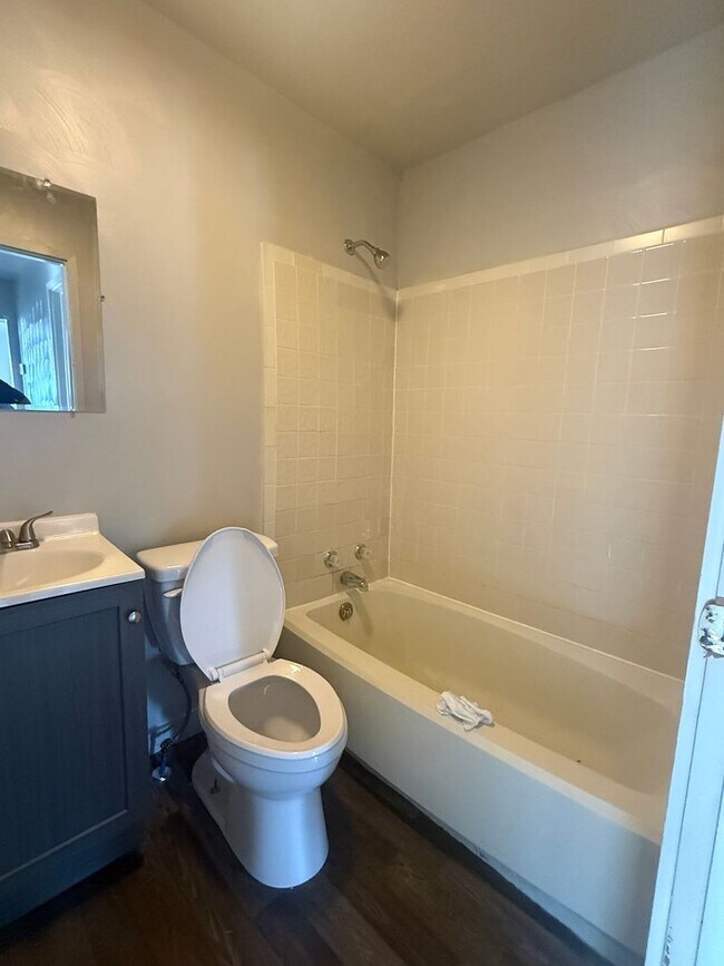 Photo - 1414 W Washington St Unit A