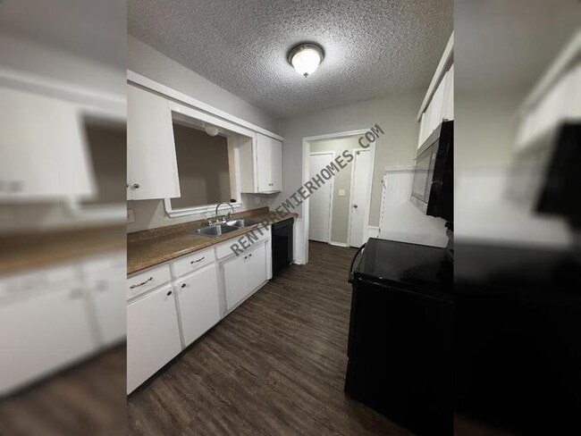 Photo - 4709 Meench Dr