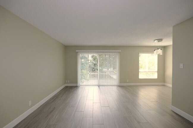 Photo - Gorgeous 1 bedroom/1 bath Condo in San Mat... Unidad #214