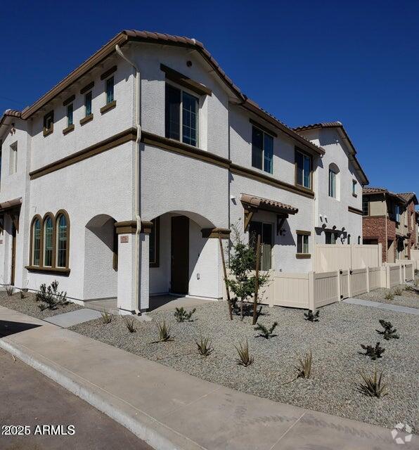 Building Photo - 4100 S Pinelake Way Rental