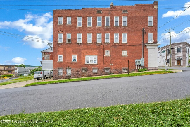 Photo - 380 Scott St