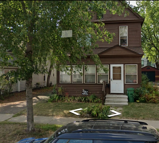 Photo - 2212 Madison St NE Unit 2