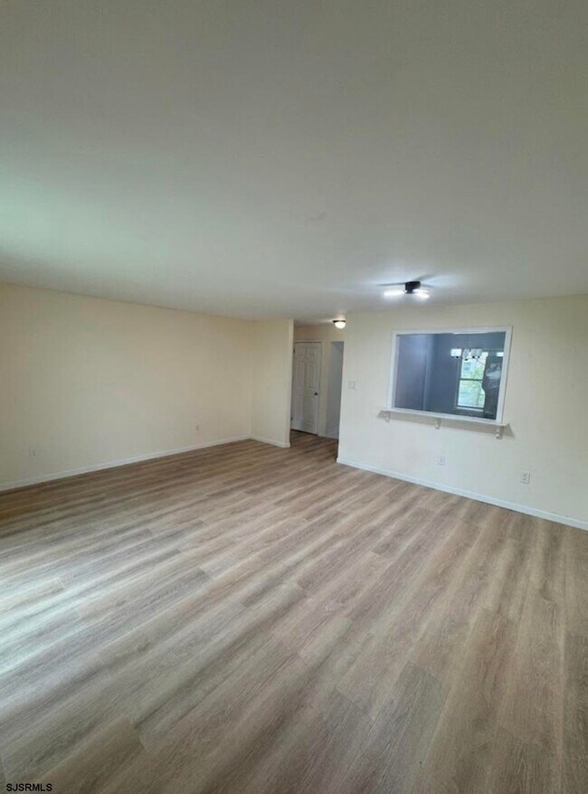 Photo - 3503 Woodlands Dr Unit 3503