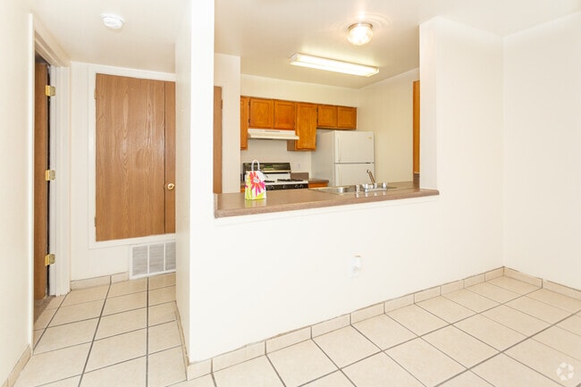 1BR 1BA