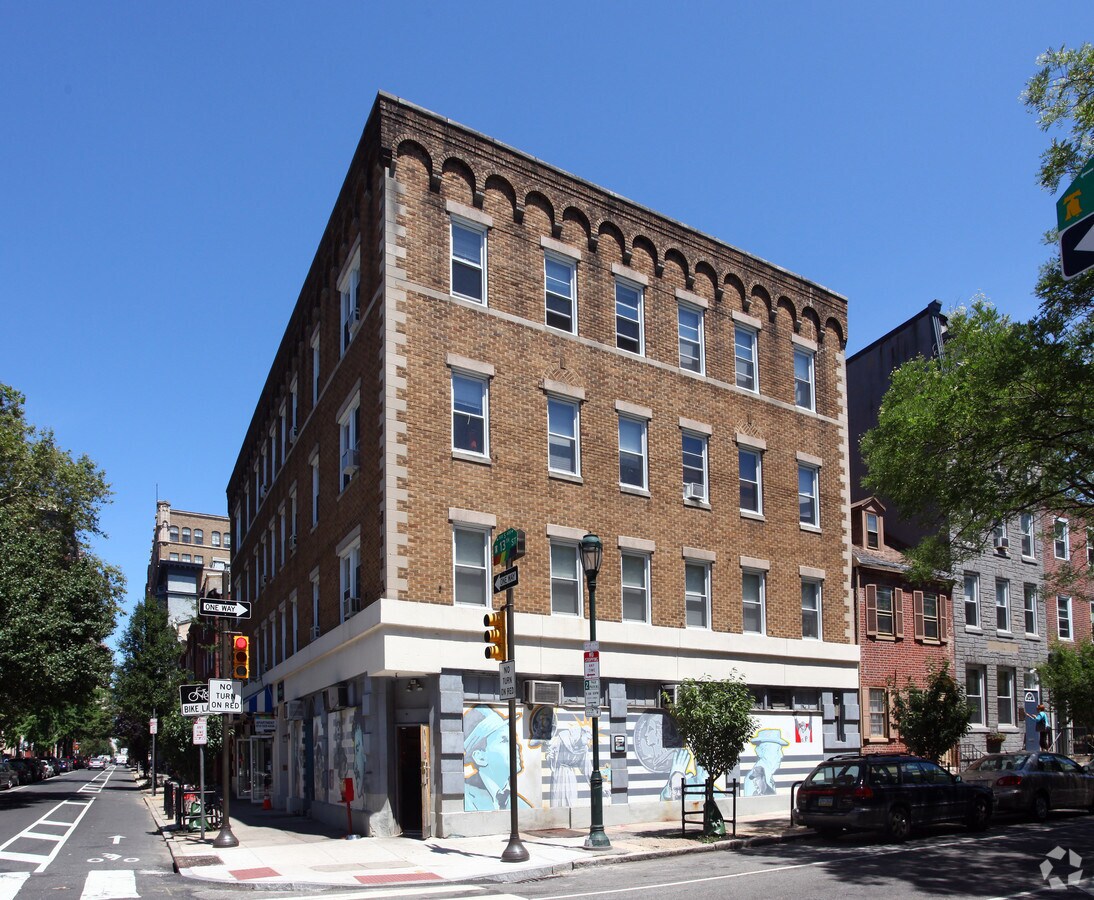 Photo - Pineview Apartments