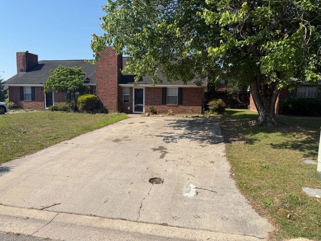 Photo - 2601 Richard Dr