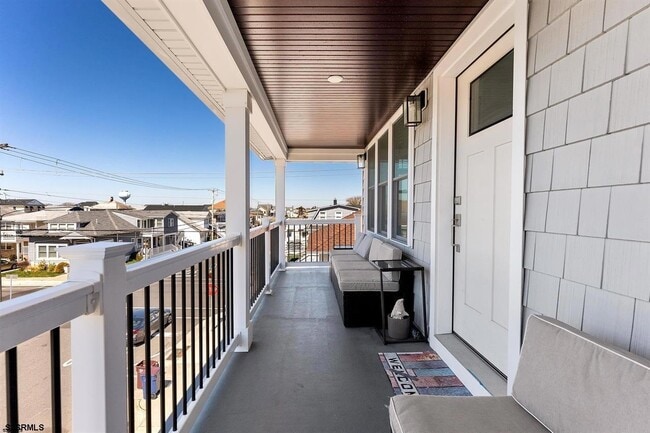 Photo - 21 N Wyoming Ave Unidad B