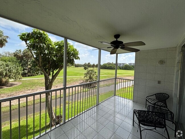 Building Photo - 3051 S Palm Aire Dr Rental
