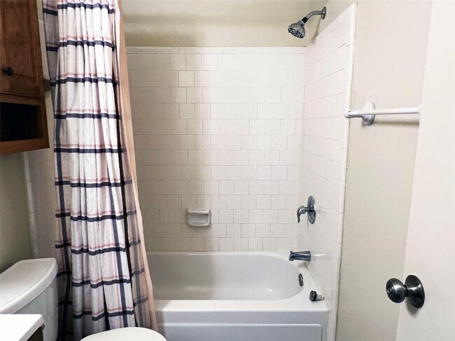 Photo - 2910 Grants Lake Blvd Unit 704