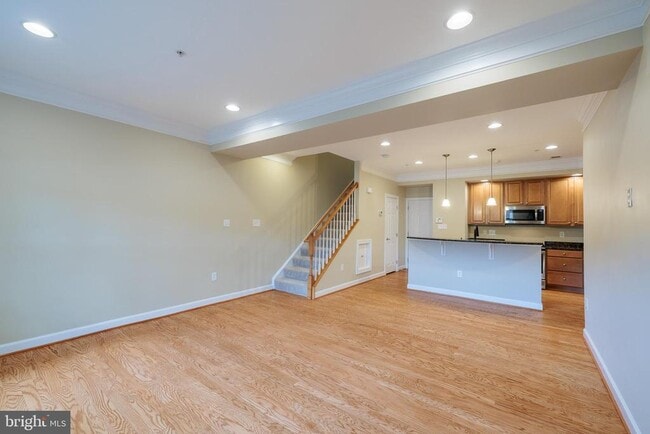 Photo - 256 Urban Avenue