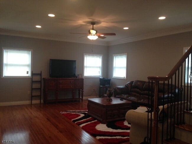 Photo - 10 Sylvan Ln