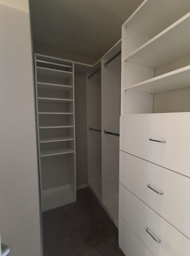 Photo - SOLAR ENGERY HOME!!! 4 BEDROOM 2 BATHROOM IN AUBURNDALE.