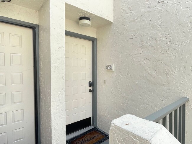 Photo - 2/2 Winterset FULLY FURNISHED Townhome!