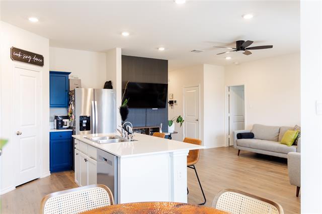 Photo - 6505 Waterfall Ln