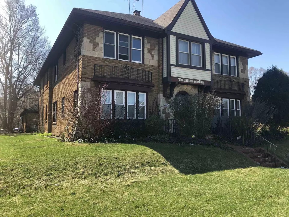 Photo - 2234 Auburn St Unit 1