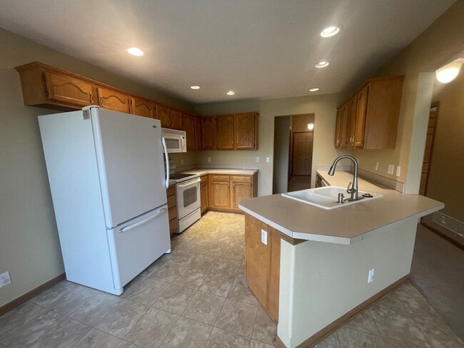 Photo - Home For Rent Papillion