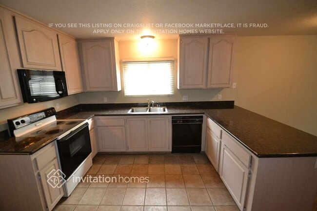 Photo - 1542 Claremont Dr
