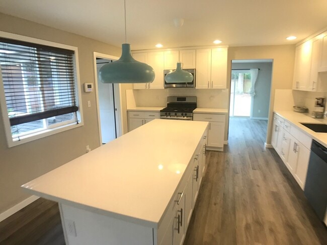 Photo - Great House for Rent